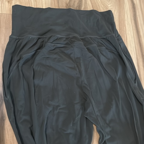 Athleta women’s size medium cruiser jogger powervita - Picture 5 of 5